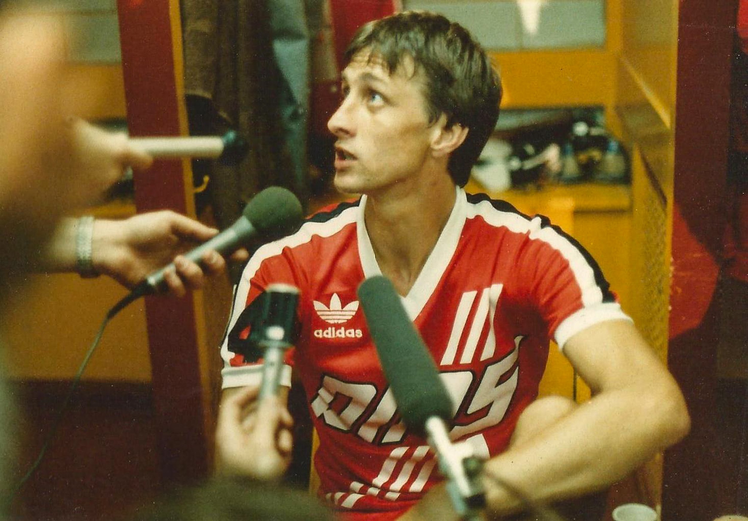 Johan Cruyff con el Washington Diplomats en una rueda de prensa